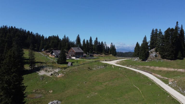 Menina planina