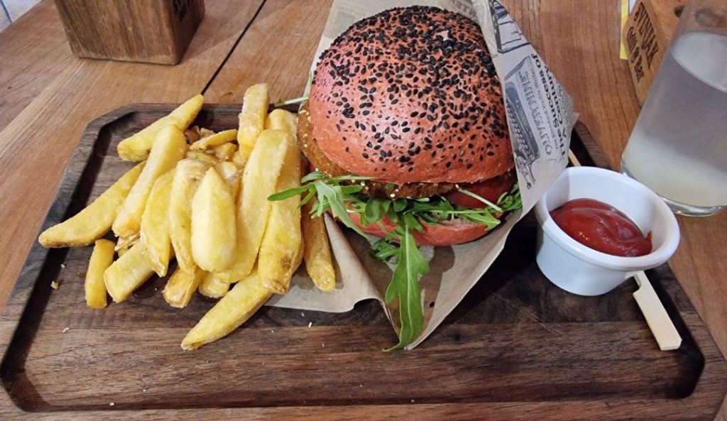 Veganski burger v Svinjaku