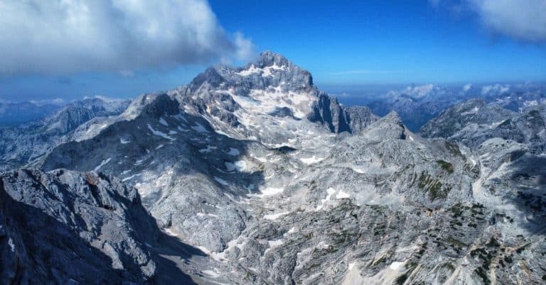 Pogled z Rjavine proti Triglavu