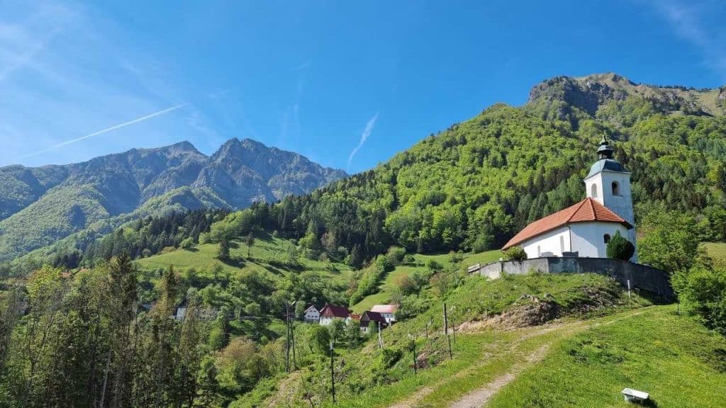 Pogled proti Črni prsti
