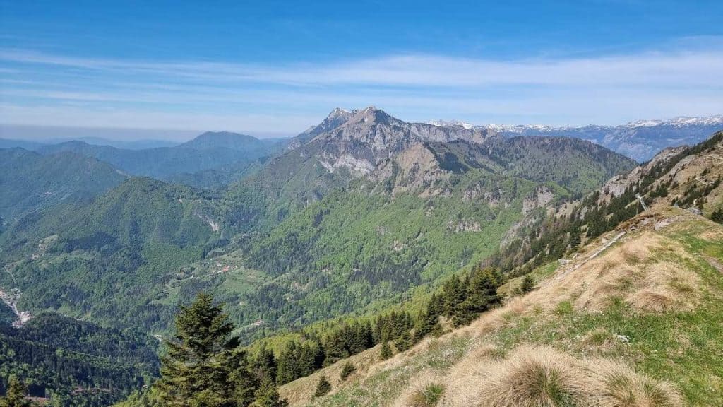 Pogled proti Črni prsti